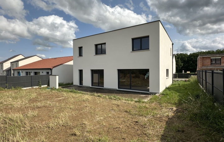 Maison FEY (57420)  149 m2 420 000 € 