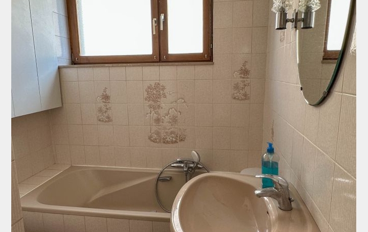 Maison METZ (57000)  101 m2 250 000 € 