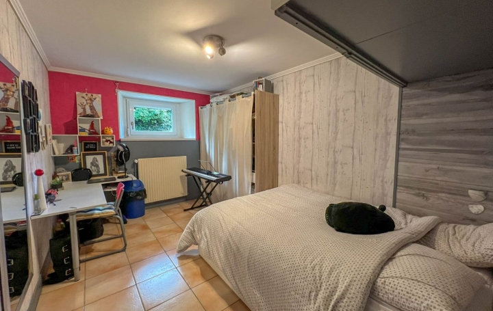 5 Pièces ARS-SUR-MOSELLE (57130)  92 m2 166 000 € 