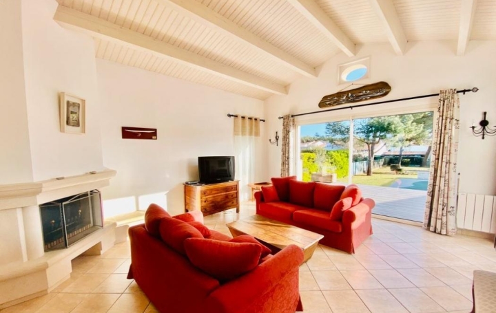 Réseau Immo-diffusion : Maison  LA FLOTTE  110 m2 923 737 € 