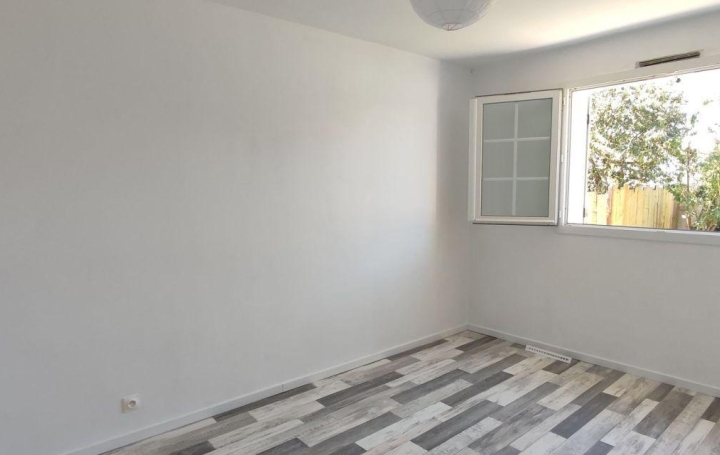 Réseau Immo-diffusion : Maison  VERINES  124 m2 342 000 € 