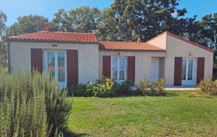 Réseau Immo-diffusion : Maison  LE THOU  144 m2 106 600 € 