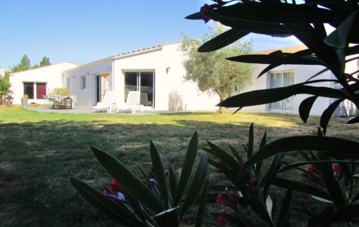 Réseau Immo-diffusion : Maison  AYTRE  192 m2 588 000 € 