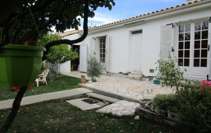 Réseau Immo-diffusion : Maison  BOURGNEUF  75 m2 242 000 € 