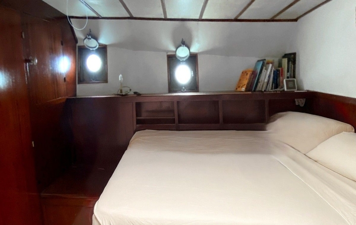 3 Pièces PARIS (75008)  45 m2 395 000 € 