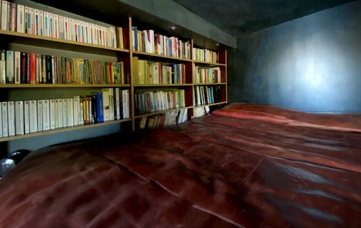 5 Pièces PARIS (75005)  180 m2 1 200 000 € 