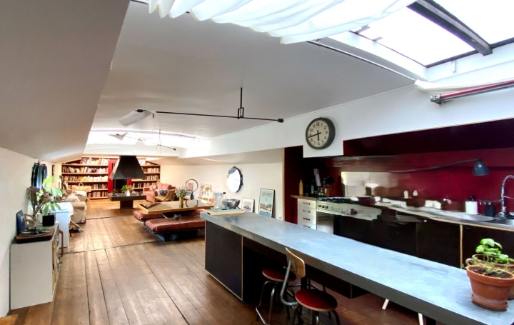 5 Pièces PARIS (75005)  180 m2 1 200 000 € 