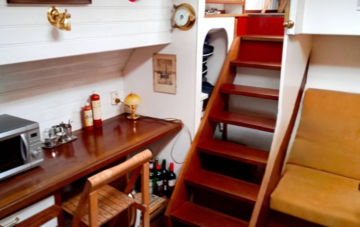 3 Pièces PARIS (75011)  45 m2 165 000 € 