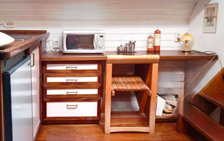 3 Pièces PARIS (75011)  45 m2 165 000 € 