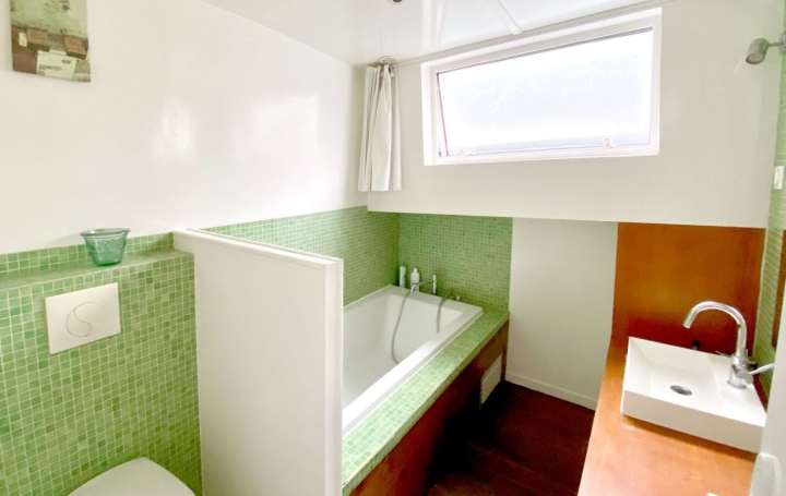 4 Pièces PARIS (75012)  75 m2 450 000 € 