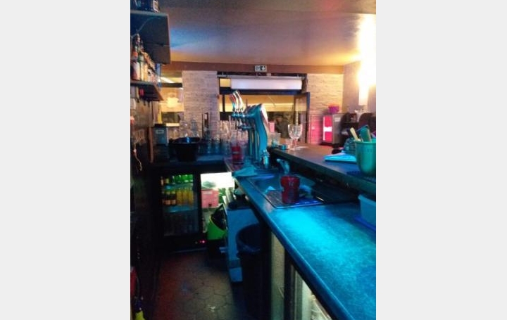 Réseau Immo-diffusion : Activité commerciale
  PARIS 1er 130 m2 287 550 € 