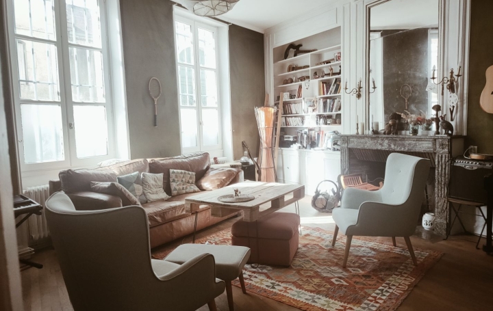 Maison de ville AUXERRE (89000)  280 m2 340 000 € 