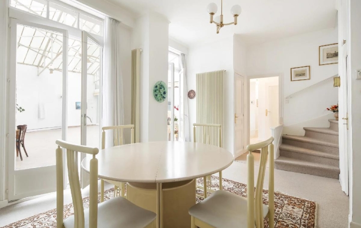 Maison PARIS (75014)  245 m2 2 850 000 € 