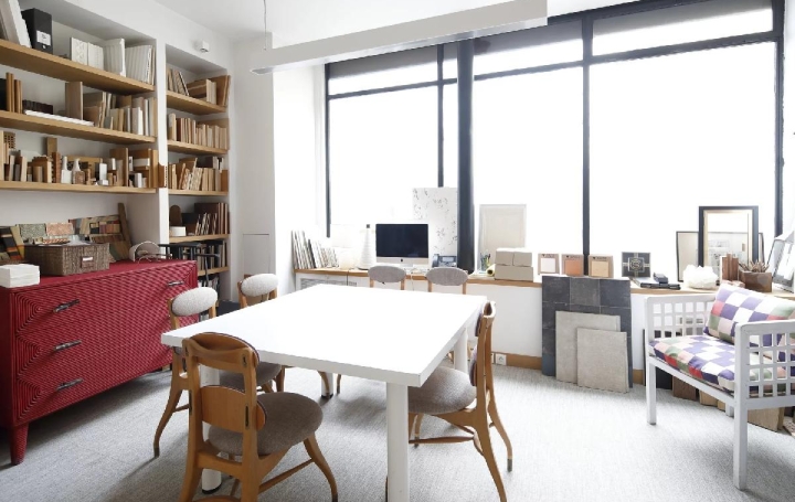 Local commercial PARIS (75011)  153 m2 1 989 620 € 