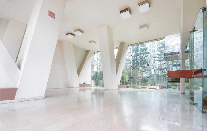 4 Pièces PARIS (75013)  93 m2 920 000 € 