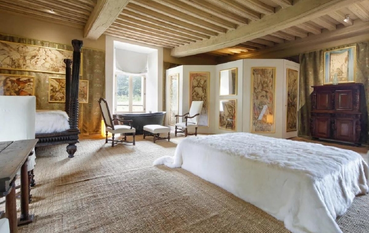 Maison ARTHIES (95420)  730 m2 5 200 000 € 