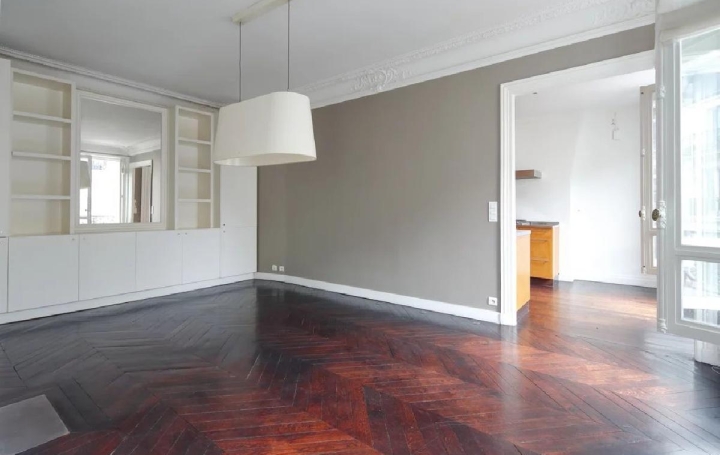 7 Pièces PARIS (75009)  181 m2 1 950 000 € 