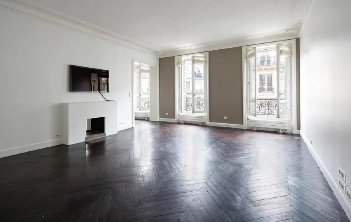 7 Pièces PARIS (75009)  181 m2 1 950 000 € 