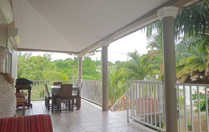 Maison LE LAMENTIN (97232)  100 m2 1 850 € 