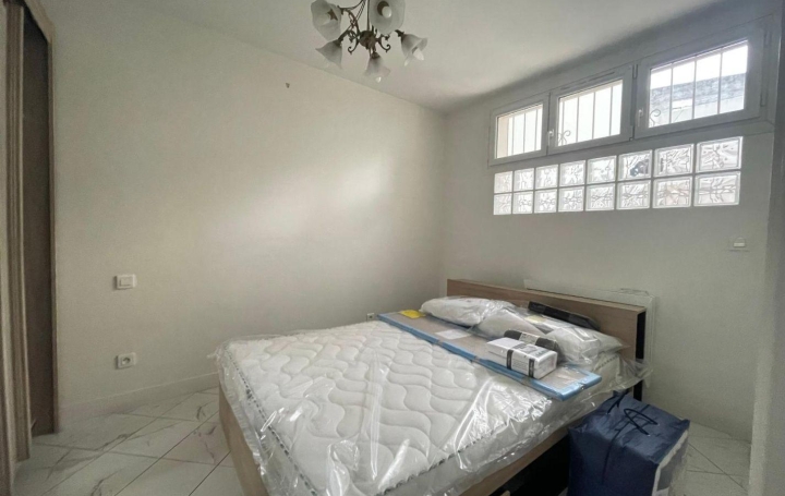 Réseau Immo-diffusion : Appartement P2  LA COURNEUVE  45 m2 1 050 € 