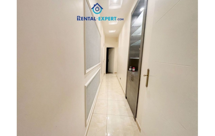 5 Pièces PARIS (75010)  103 m2 910 000 € 