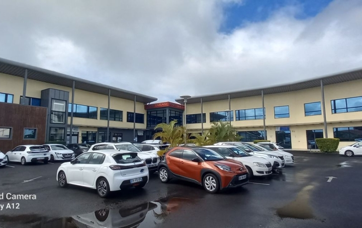 Local commercial SAINT-ANDRE (97440)  250 m2 2 500 € 