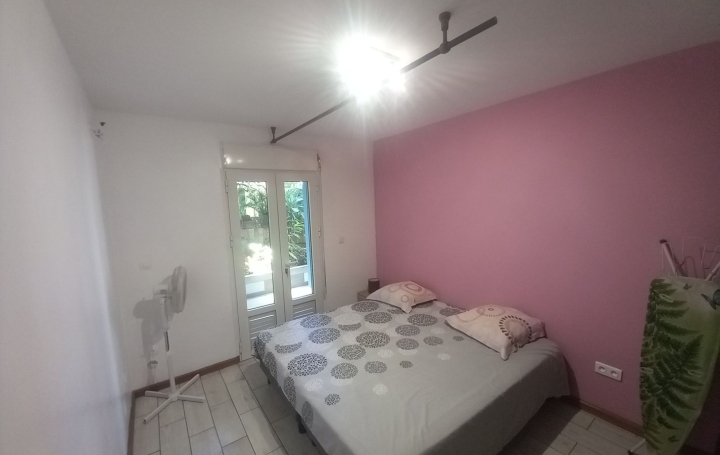 3 Pièces SAINT-PAUL (97460)  70 m2 1 300 € 