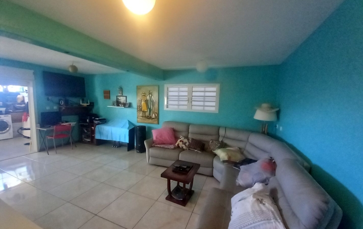 3 Pièces SAINT-PAUL (97460)  70 m2 1 300 € 