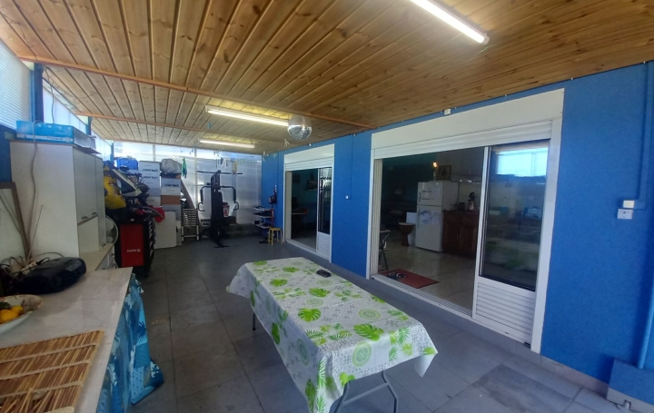 3 Pièces SAINT-PAUL (97460)  70 m2 1 300 € 