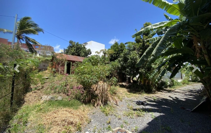 Terrain SAINTE-CLOTILDE (97490)   122 626 € 