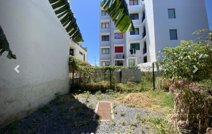 Terrain SAINTE-CLOTILDE (97490)   122 626 € 