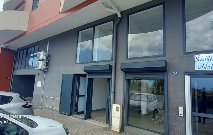 Local d'activité LA POSSESSION (97419)  350 m2 420 000 € 