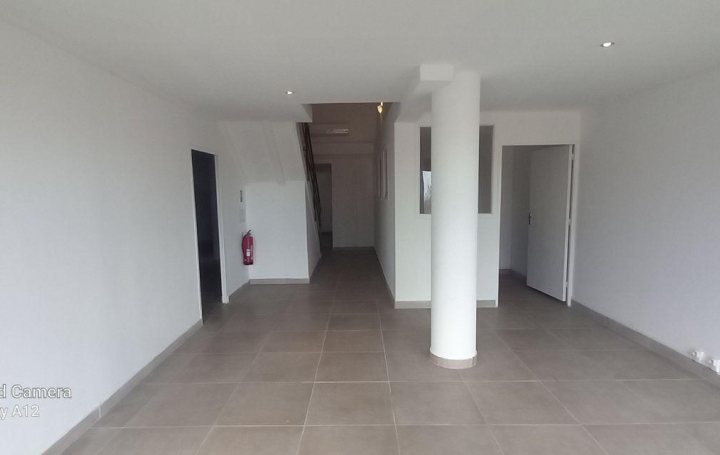 Local d'activité LA POSSESSION (97419)  350 m2 420 000 € 