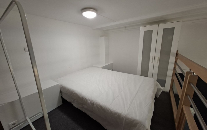 Studio ROUBAIX (59100)  31 m2 600 € 