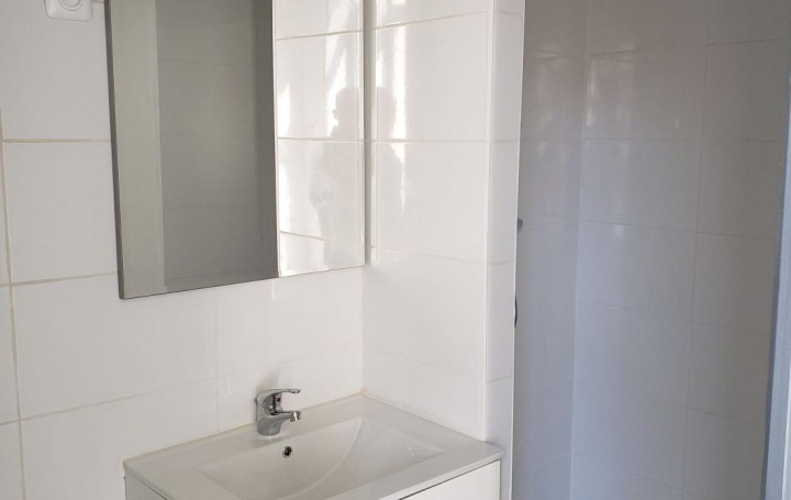 Studio ARMENTIERES (59280)  23 m2 540 € 