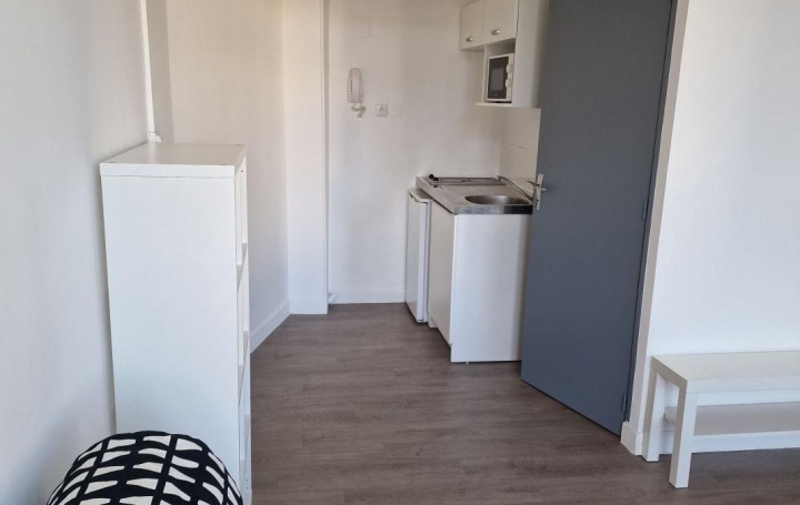 Studio ARMENTIERES (59280)  21 m2 490 € 