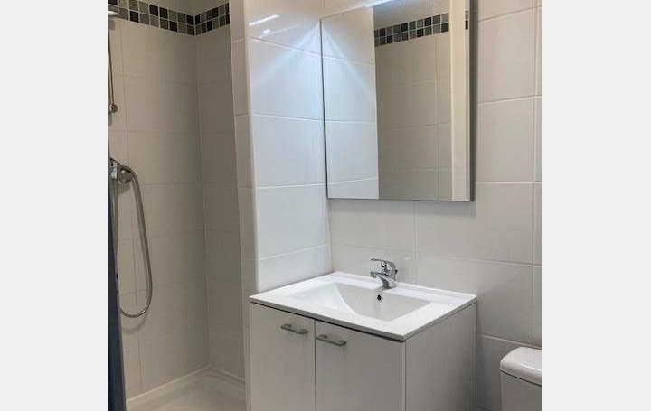 Studio ARMENTIERES (59280)  21 m2 490 € 