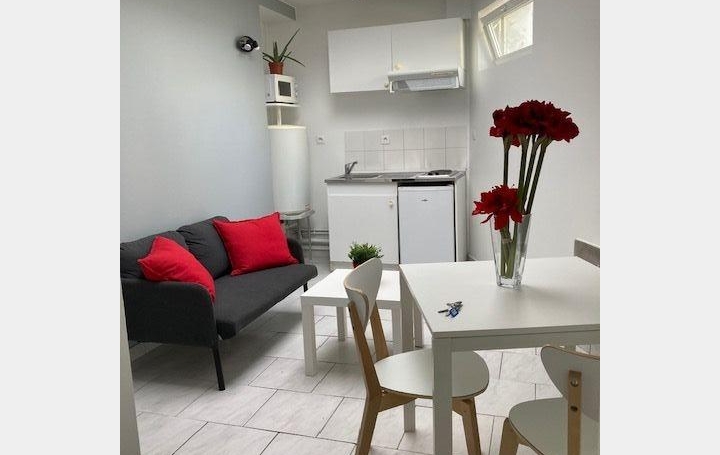 Studio LILLE (59000)  25 m2 570 € 