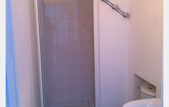 Studio LILLE (59000)  25 m2 570 € 