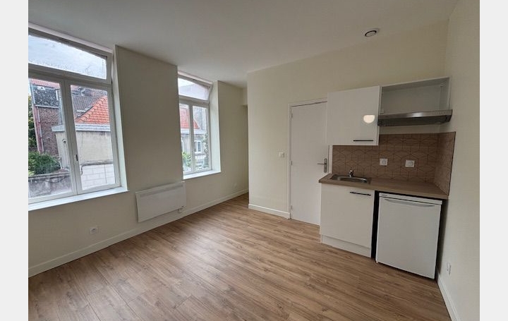 Studio TOURCOING (59200)  19 m2 540 € 
