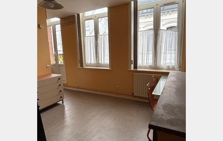 Studio TOURCOING (59200)  20 m2 520 € 