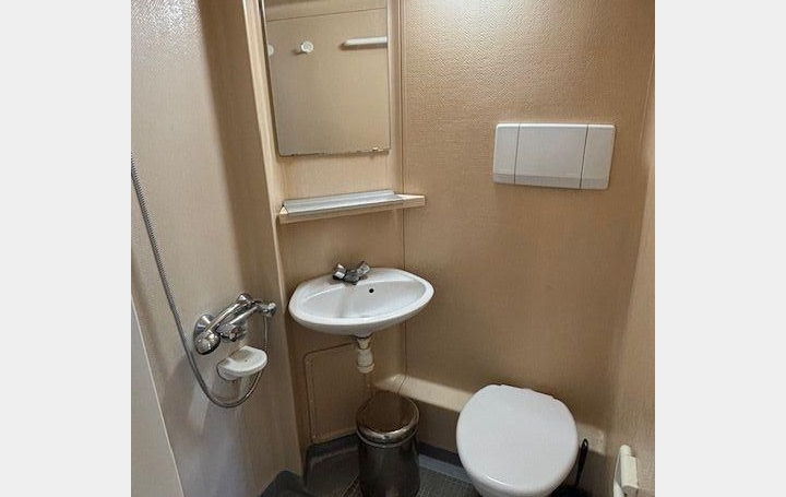 Studio TOURCOING (59200)  20 m2 520 € 