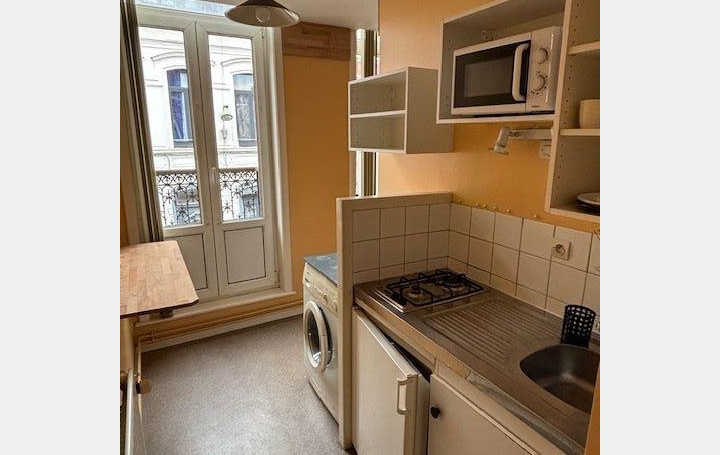 Studio TOURCOING (59200)  20 m2 520 € 