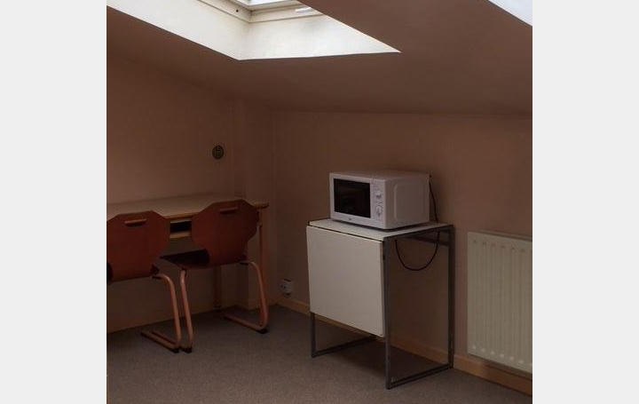 Studio TOURCOING (59200)  11 m2 450 € 