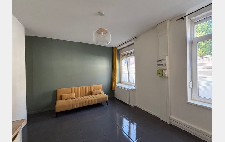 Studio TOURCOING (59200)  20 m2 520 € 