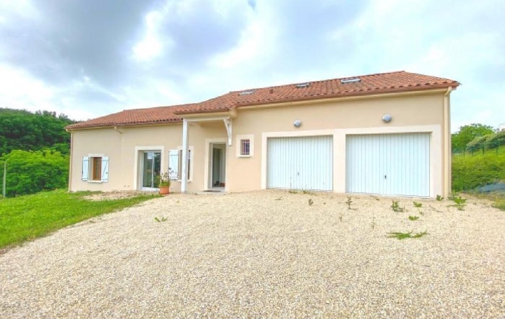 Réseau Immo-diffusion : Maison  BASSILLAC  142 m2 265 000 € 