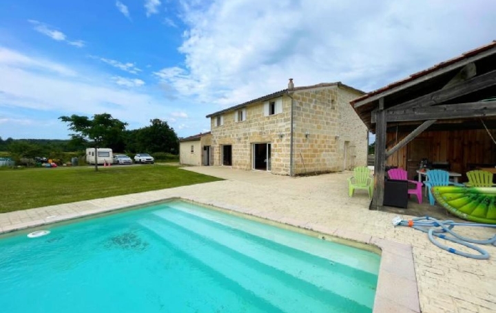 Réseau Immo-diffusion : Maison  BAYAS  194 m2 399 000 € 