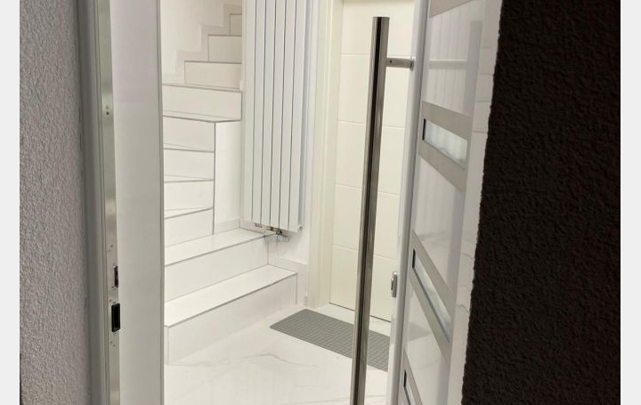 Studio DUDELANGE (L-3416)  35 m2 1 500 € 