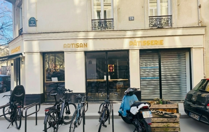 Local commercial PARIS (75011)  20 m2 5 000 € 