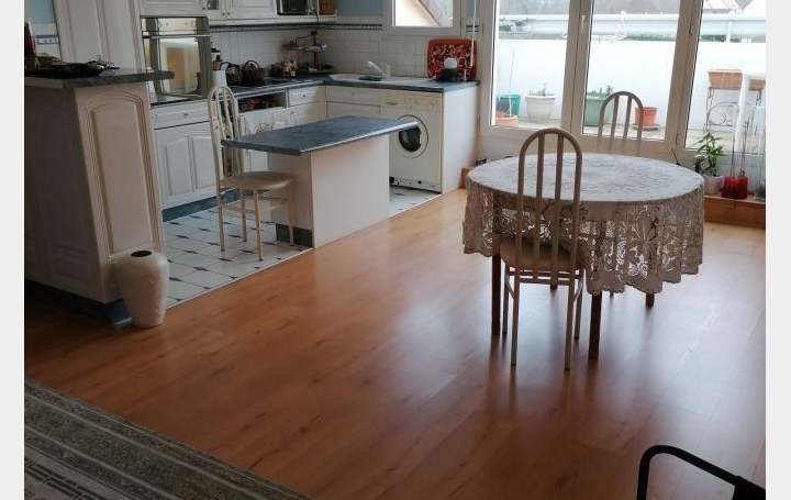 Réseau Immo-diffusion : Appartement P3  VILLABE  77 m2 219 000 € 